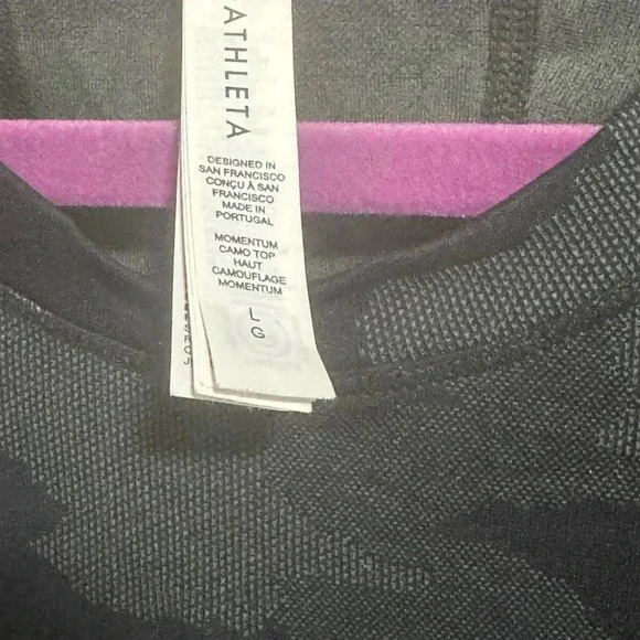 Athleta Size Large Momentum Camo Long Sleeve Top Fitted Black Gray Thumbhole - Picture 4 of 4